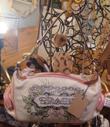 Pristine Vintage 2009 Coach Parker Tattoo Canvas Kisslock Hobo Bag 13621